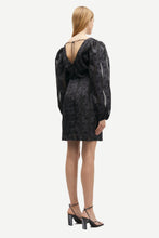 Load image into Gallery viewer, Samsoe Samsoe Saanai dress