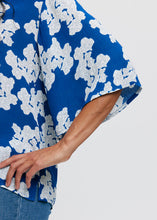 Load image into Gallery viewer, Emma&Malena Malin blus havstulpan