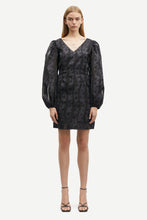 Load image into Gallery viewer, Samsoe Samsoe Saanai dress