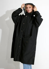 Load image into Gallery viewer, Emma&Malena GBG Regnponcho Black - kunigunda.se