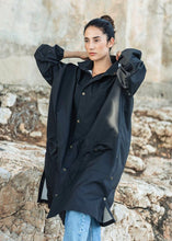 Load image into Gallery viewer, Emma&Malena GBG Regnponcho Black - kunigunda.se