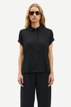 Load image into Gallery viewer, Samsoe Samsoe Majan blouse black