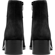 Load image into Gallery viewer, Clarks Wrenn boot black suede