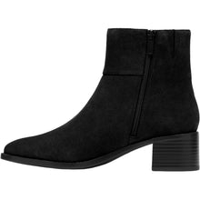 Load image into Gallery viewer, Clarks Wrenn boot black suede
