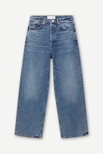 Load image into Gallery viewer, Samsoe Samsoe Sashelly jeans studs