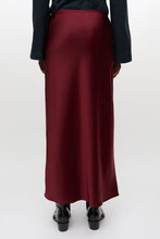 Load image into Gallery viewer, Samsoe Samsoe Saagneta long skirt Syrah