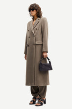 Load image into Gallery viewer, Samsoe Samsoe Falcon coat- fallen stone