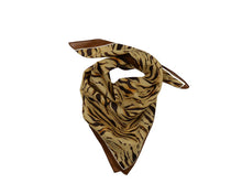 Load image into Gallery viewer, Wos Como scarf