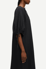 Load image into Gallery viewer, Samsoe Samsoe Salago dress black