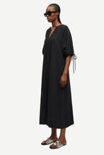 Load image into Gallery viewer, Samsoe Samsoe Salago dress black