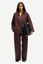 Load image into Gallery viewer, Samsoe Samsoe Sasully blouse fudge