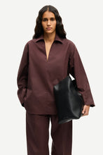 Load image into Gallery viewer, Samsoe Samsoe Sasully blouse fudge