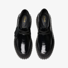 Load image into Gallery viewer, Clarks Torhill Bee black patent leather