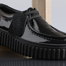 Load image into Gallery viewer, Clarks Torhill Bee black patent leather