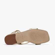 Load image into Gallery viewer, Clarks Serina35 strap gold