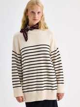 Load image into Gallery viewer, Nanso Hilde Scarf