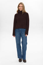 Load image into Gallery viewer, Nümph Nuwilla cropped pullover black coffee