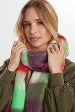 Load image into Gallery viewer, Nümph Nusasha scarf fandango pink
