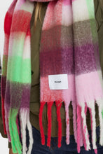 Load image into Gallery viewer, Nümph Nusasha scarf fandango pink