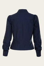 Load image into Gallery viewer, Emmy The Spectacular Spearpoint Shirt