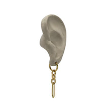 Load image into Gallery viewer, WOS Beata single earring gold