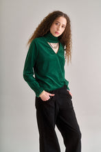Load image into Gallery viewer, Komodo Alice Velvet Top - Green