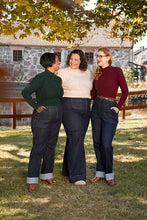 Load image into Gallery viewer, Emmy The Ice Skater Hunter green cashmere blend