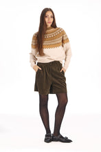 Load image into Gallery viewer, Komodo FAIR Isle Lambswool Jumper - Sand