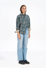Load image into Gallery viewer, Komodo Hanako shirt- Blue floral organic cotton
