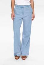 Load image into Gallery viewer, Nümph Nualetta light denim jeans