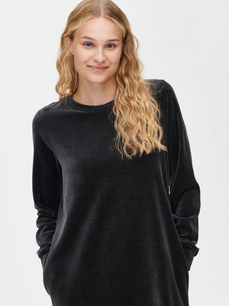 Nanso Veluuri dress