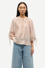 Load image into Gallery viewer, Samsoe Samsoe Samateran blouse blooming pink