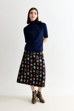Load image into Gallery viewer, Louche Vista polo neck top mörkblå