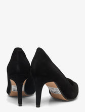 Load image into Gallery viewer, Clarks Lana Rae black suede