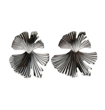 Load image into Gallery viewer, WOS May earrings Gold / Silver