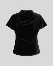 Load image into Gallery viewer, MSCH Copenhagen Eila top black velvet