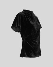 Load image into Gallery viewer, MSCH Copenhagen Eila top black velvet