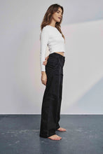 Load image into Gallery viewer, Nümph Nuamber pants dark black denim