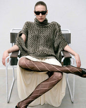 Load image into Gallery viewer, Swedish stockings Kitty Argyle tights mörkbrun espresso