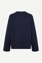 Load image into Gallery viewer, Samsoe Samsoe Sakeiku sweater salute mörkblå