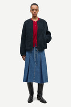 Load image into Gallery viewer, Samsoe Samsoe Saautumn jacket navy